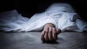 مقتل مواطن والتمثيل بجثته من قبل متظاهرين بالميناء البري