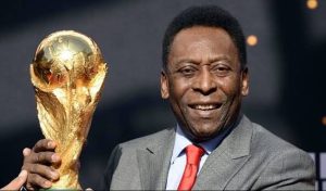 حالة بيليه تتدهور.. الأسطورة يعاني من قصور في الكلى والقلب