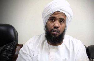 رجل الدين عبد الحي يوسف يهاجم البرهان ومركزي التغيير