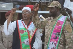 قائد قطاع الدعم السريع بوسط دارفور يشـهد افتتاح منافسات نادي سباق الخيل والهجن 