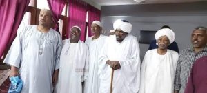 لجنة المعلمين السودانيين تتلقى الشيخ الريح ازرق طيبة