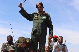ابو عاقله كيكل: لن نضع سلاحنا الإ بدمج قوات الدمج السريع  والحركات المسلحة