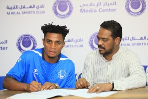 الهلال السوداني يضم قائد منتخب الكونغو الأولمبي